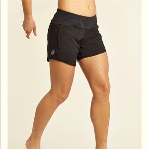 Oiselle Long Roga Shorts